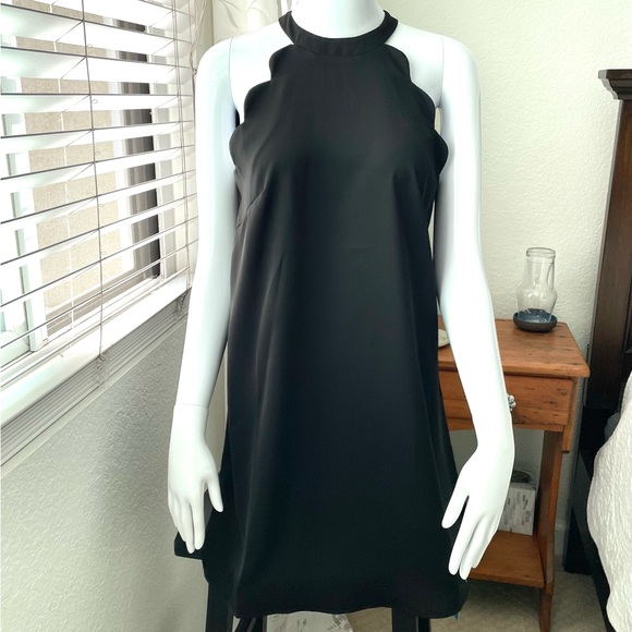 NWT Joelle Sleeveless Halter Neck Short Dress - Picture 3 of 8